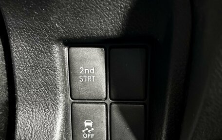 Toyota Land Cruiser Prado 150 рестайлинг 2, 2011 год, 2 599 000 рублей, 20 фотография