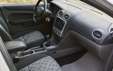 Ford Focus II рестайлинг, 2006 год, 410 000 рублей, 19 фотография