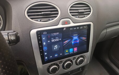 Ford Focus II рестайлинг, 2006 год, 410 000 рублей, 24 фотография