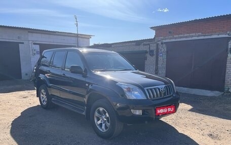 Toyota Land Cruiser Prado 120 рестайлинг, 2008 год, 2 900 000 рублей, 2 фотография