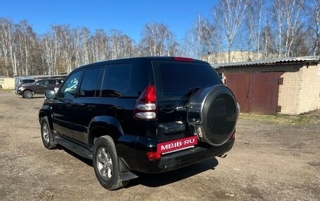 Toyota Land Cruiser Prado 120 рестайлинг, 2008 год, 2 900 000 рублей, 3 фотография