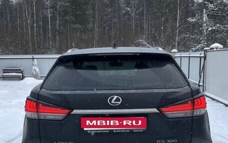 Lexus RX IV рестайлинг, 2021 год, 5 700 000 рублей, 4 фотография