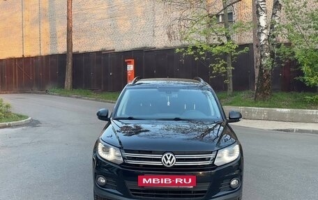 Volkswagen Tiguan I, 2015 год, 1 400 000 рублей, 3 фотография