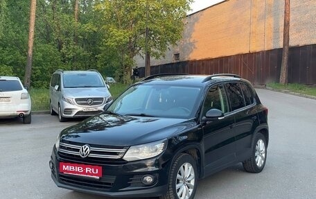 Volkswagen Tiguan I, 2015 год, 1 400 000 рублей, 2 фотография