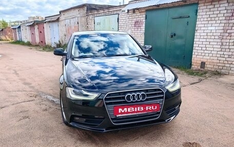 Audi A4, 2012 год, 1 800 000 рублей, 10 фотография