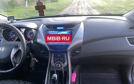 Hyundai Elantra V, 2013 год, 1 300 000 рублей, 6 фотография