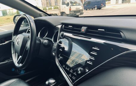 Toyota Camry, 2020 год, 3 700 000 рублей, 21 фотография