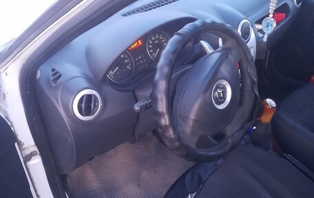 Renault Logan I, 2013 год, 330 000 рублей, 11 фотография