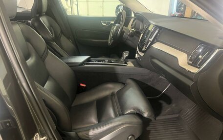 Volvo XC60 II, 2019 год, 3 230 200 рублей, 8 фотография