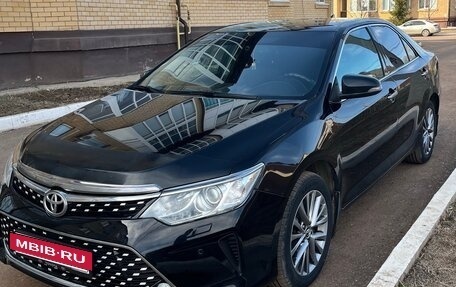 Toyota Camry, 2015 год, 2 300 000 рублей, 3 фотография