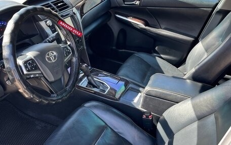 Toyota Camry, 2015 год, 2 300 000 рублей, 11 фотография