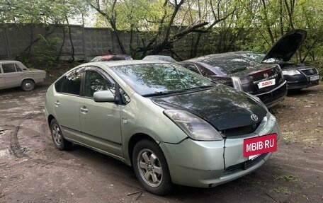 Toyota Prius, 2008 год, 560 000 рублей, 4 фотография