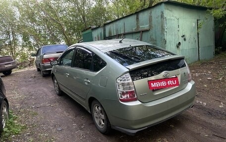 Toyota Prius, 2008 год, 560 000 рублей, 3 фотография