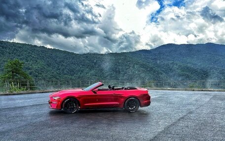 Ford Mustang VI рестайлинг, 2018 год, 3 700 000 рублей, 4 фотография