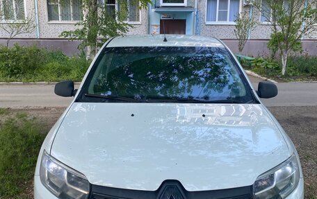 Renault Logan II, 2019 год, 1 050 000 рублей, 6 фотография
