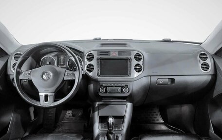 Volkswagen Tiguan I, 2011 год, 990 000 рублей, 5 фотография