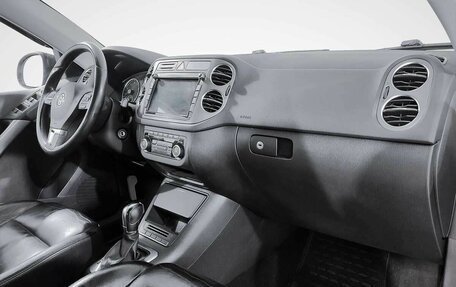 Volkswagen Tiguan I, 2011 год, 990 000 рублей, 11 фотография