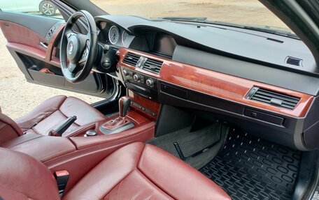 BMW 5 серия, 2006 год, 1 490 000 рублей, 22 фотография