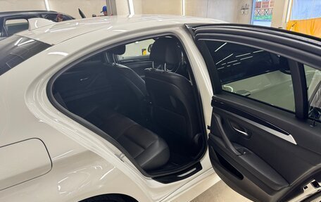 BMW 5 серия, 2016 год, 2 650 000 рублей, 10 фотография
