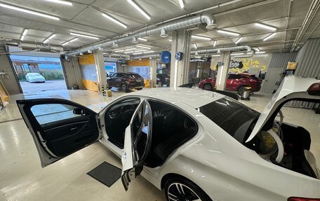 BMW 5 серия, 2016 год, 2 650 000 рублей, 15 фотография