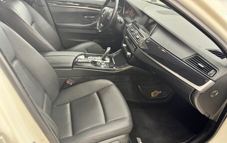 BMW 5 серия, 2016 год, 2 650 000 рублей, 13 фотография