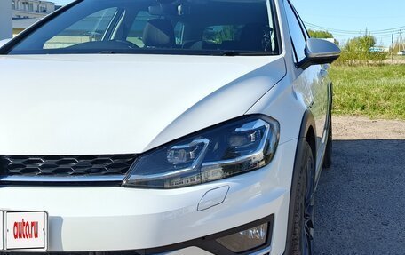 Volkswagen Golf VII, 2018 год, 2 200 000 рублей, 2 фотография