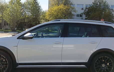 Volkswagen Golf VII, 2018 год, 2 200 000 рублей, 4 фотография