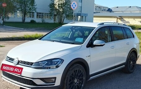 Volkswagen Golf VII, 2018 год, 2 200 000 рублей, 13 фотография