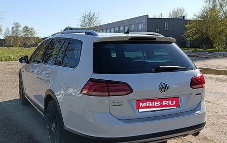 Volkswagen Golf VII, 2018 год, 2 200 000 рублей, 16 фотография