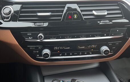 BMW 5 серия, 2018 год, 3 750 000 рублей, 6 фотография