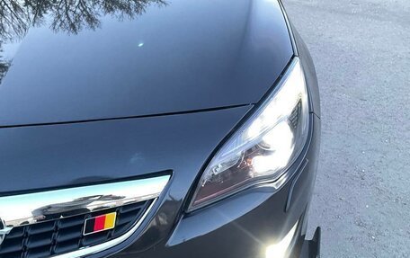 Opel Astra J, 2011 год, 900 000 рублей, 10 фотография