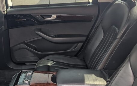 Audi A8, 2011 год, 1 250 000 рублей, 7 фотография