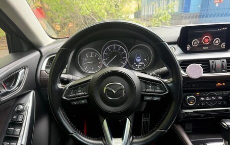 Mazda 6, 2017 год, 2 200 000 рублей, 14 фотография