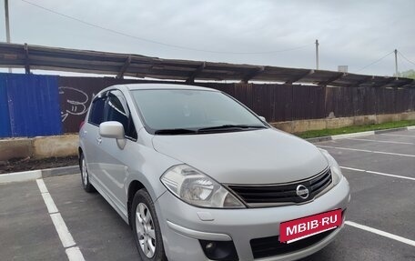 Nissan Tiida, 2010 год, 730 000 рублей, 2 фотография