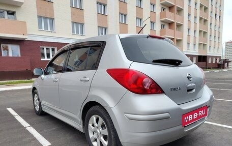 Nissan Tiida, 2010 год, 730 000 рублей, 6 фотография