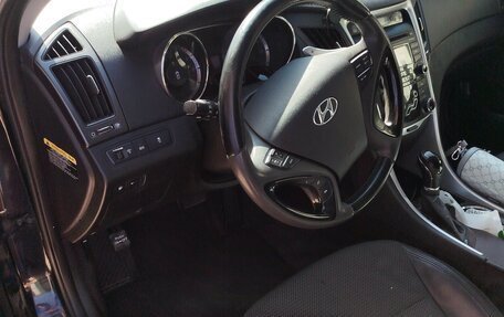 Hyundai Sonata VI, 2011 год, 1 250 000 рублей, 9 фотография