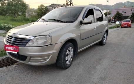 Renault Logan I, 2013 год, 420 000 рублей, 3 фотография