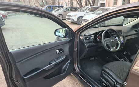 KIA Rio III рестайлинг, 2016 год, 1 265 000 рублей, 26 фотография