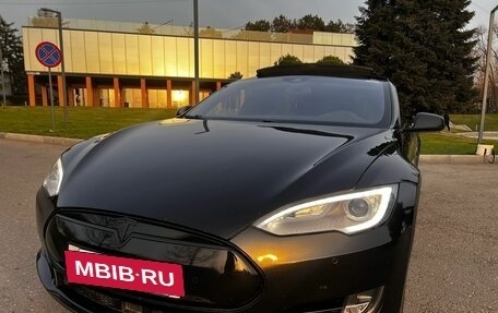 Tesla Model S I, 2015 год, 3 100 000 рублей, 4 фотография