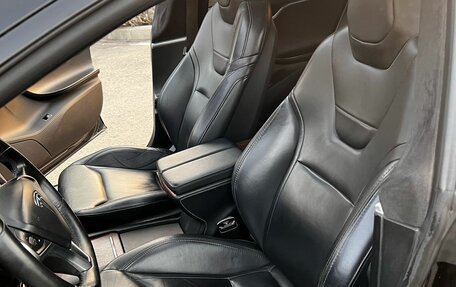 Tesla Model S I, 2015 год, 3 100 000 рублей, 14 фотография