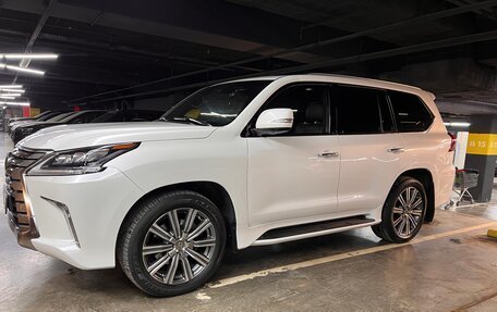 Lexus LX III, 2017 год, 8 900 000 рублей, 5 фотография