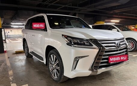 Lexus LX III, 2017 год, 8 900 000 рублей, 2 фотография
