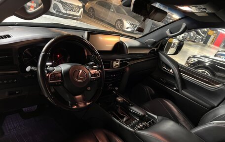 Lexus LX III, 2017 год, 8 900 000 рублей, 14 фотография
