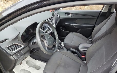 Hyundai Solaris II рестайлинг, 2018 год, 1 220 000 рублей, 7 фотография