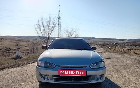Mitsubishi Mirage VI рестайлинг, 1998 год, 250 000 рублей, 2 фотография