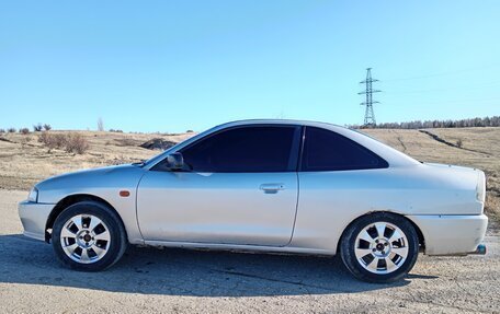 Mitsubishi Mirage VI рестайлинг, 1998 год, 250 000 рублей, 8 фотография