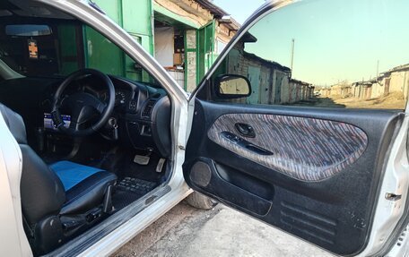 Mitsubishi Mirage VI рестайлинг, 1998 год, 250 000 рублей, 10 фотография