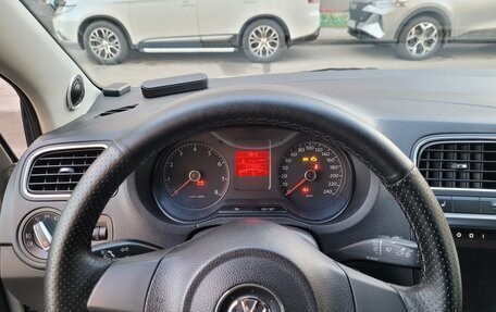 Volkswagen Polo VI (EU Market), 2011 год, 810 000 рублей, 14 фотография