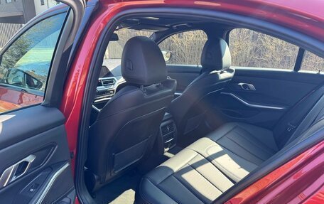 BMW 3 серия, 2022 год, 3 850 000 рублей, 10 фотография