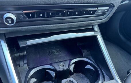 BMW 3 серия, 2022 год, 3 850 000 рублей, 16 фотография